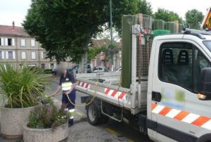 Citerne d'arrosage urbain pour le menu